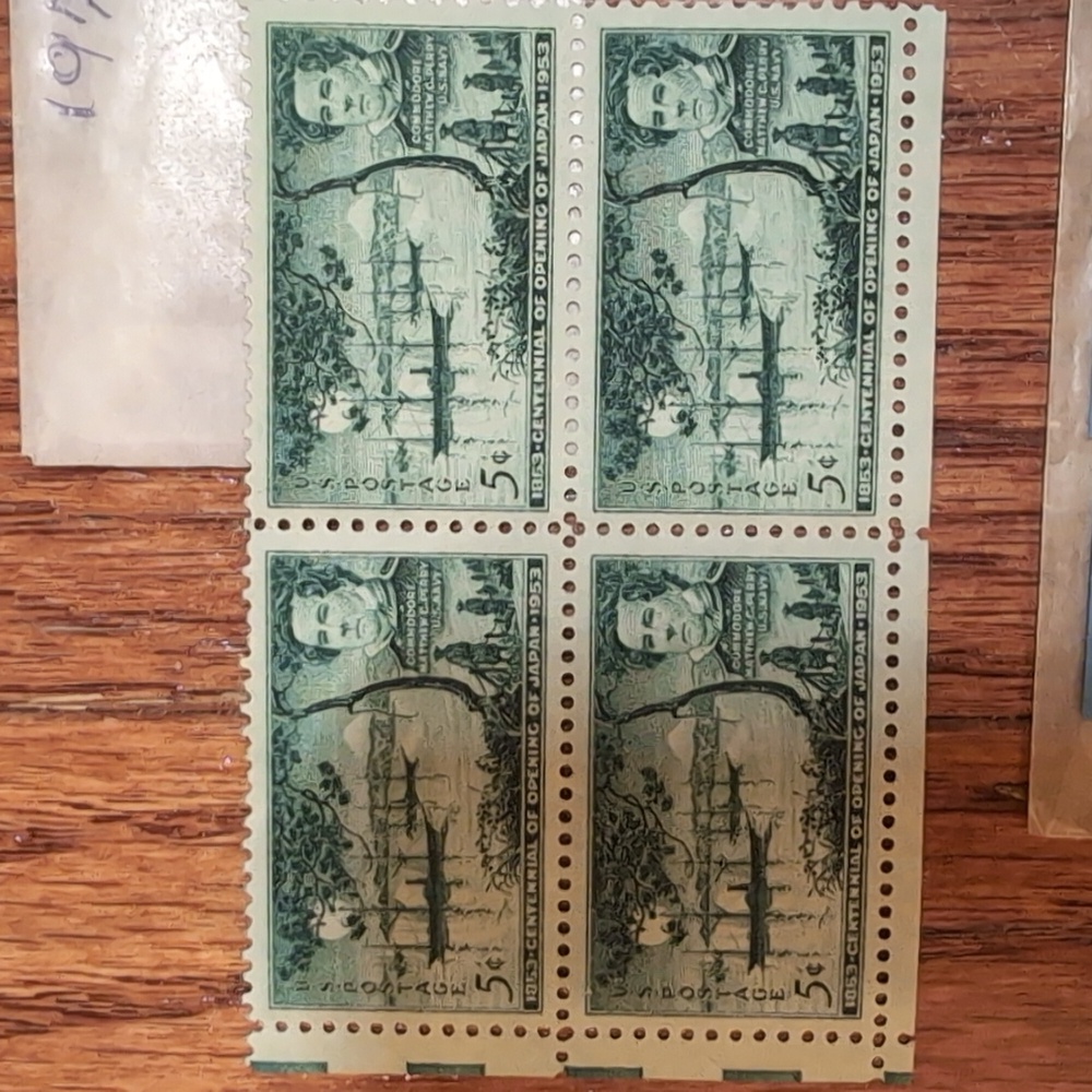 USPS Vintage Stamp Bundle 38 Stamps New - Picture 7 of 15